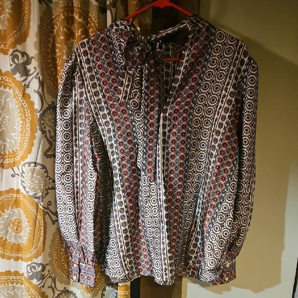 LOFT Geometric Patterned Blouse - Picture 5 of 8